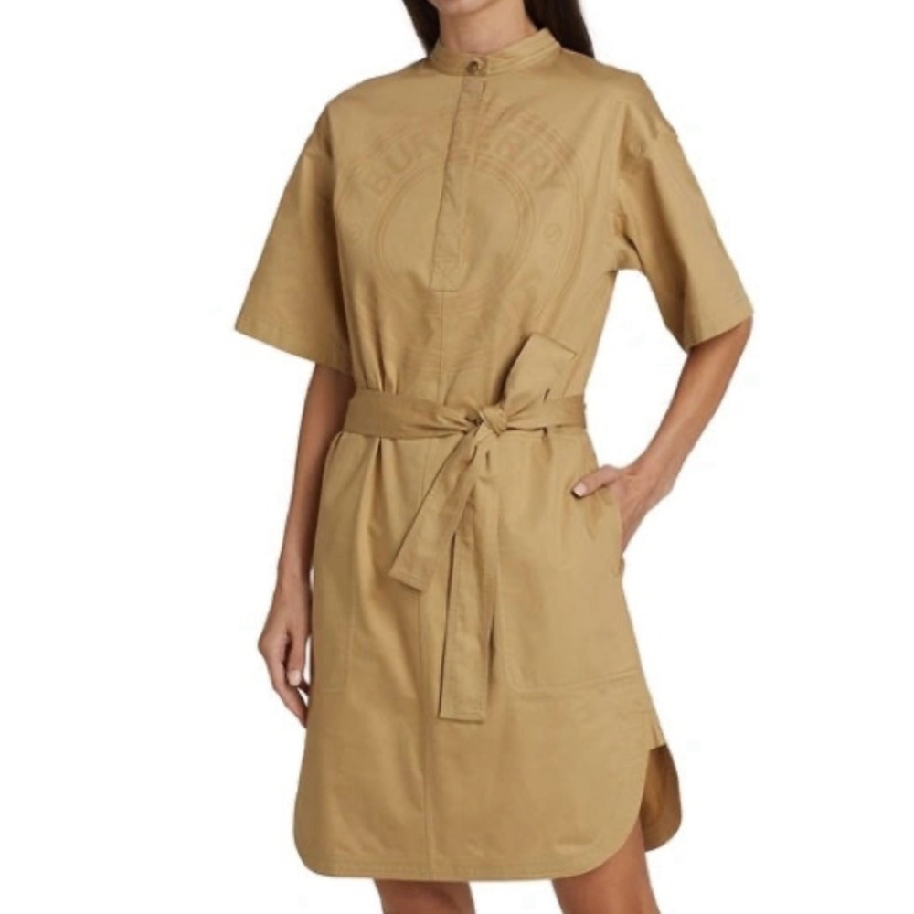 BURBERRY Abbie Smoke Stitch Cotton Twill Dress with Graphic Logo in Khaki Size 6